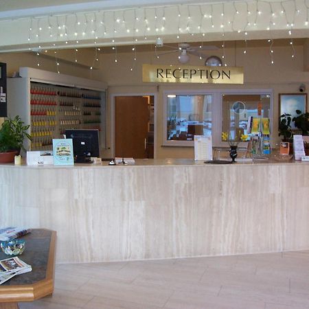 Hotel Reuterhof Reuterstadt Stavenhagen Esterno foto