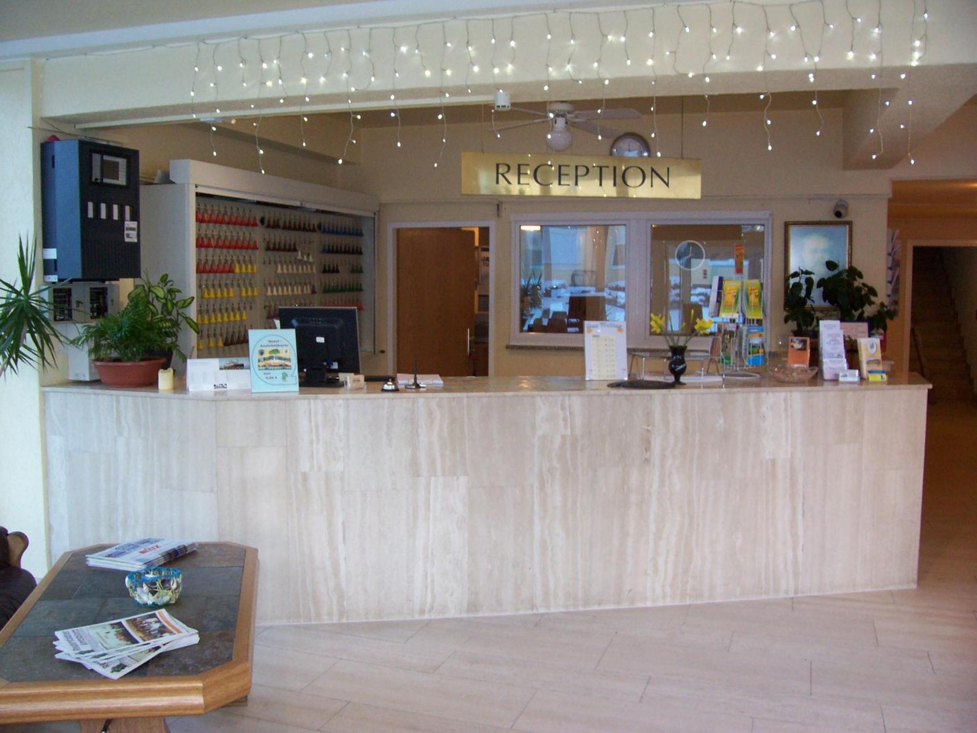 Hotel Reuterhof Reuterstadt Stavenhagen Esterno foto