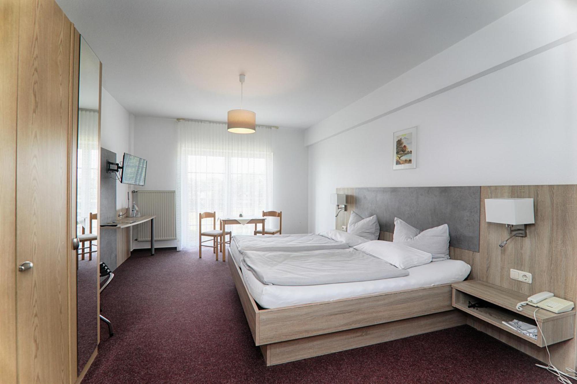 Hotel Reuterhof Reuterstadt Stavenhagen Esterno foto